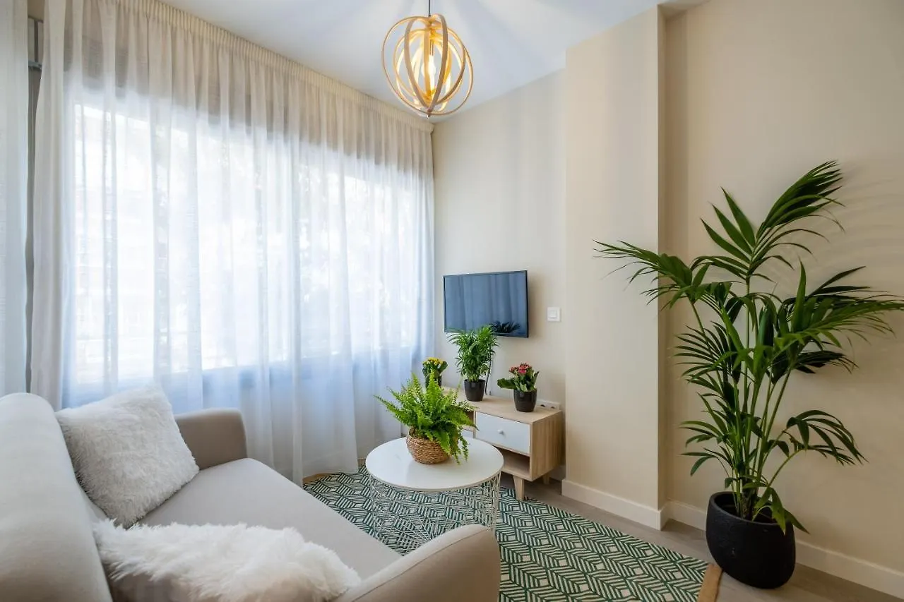 Minty Stay - Trinidad Apartments Málaga 0*,