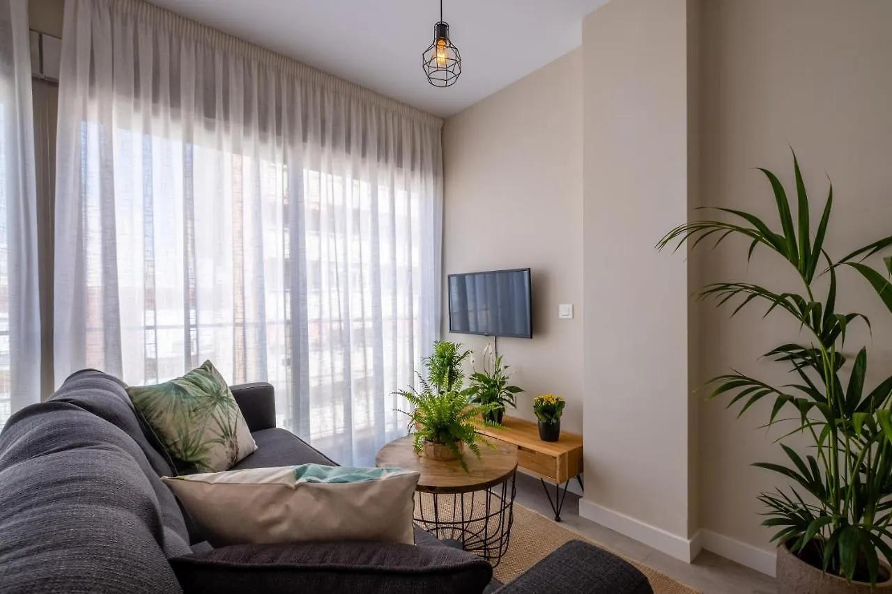 Minty Stay - Trinidad Apartments Málaga España