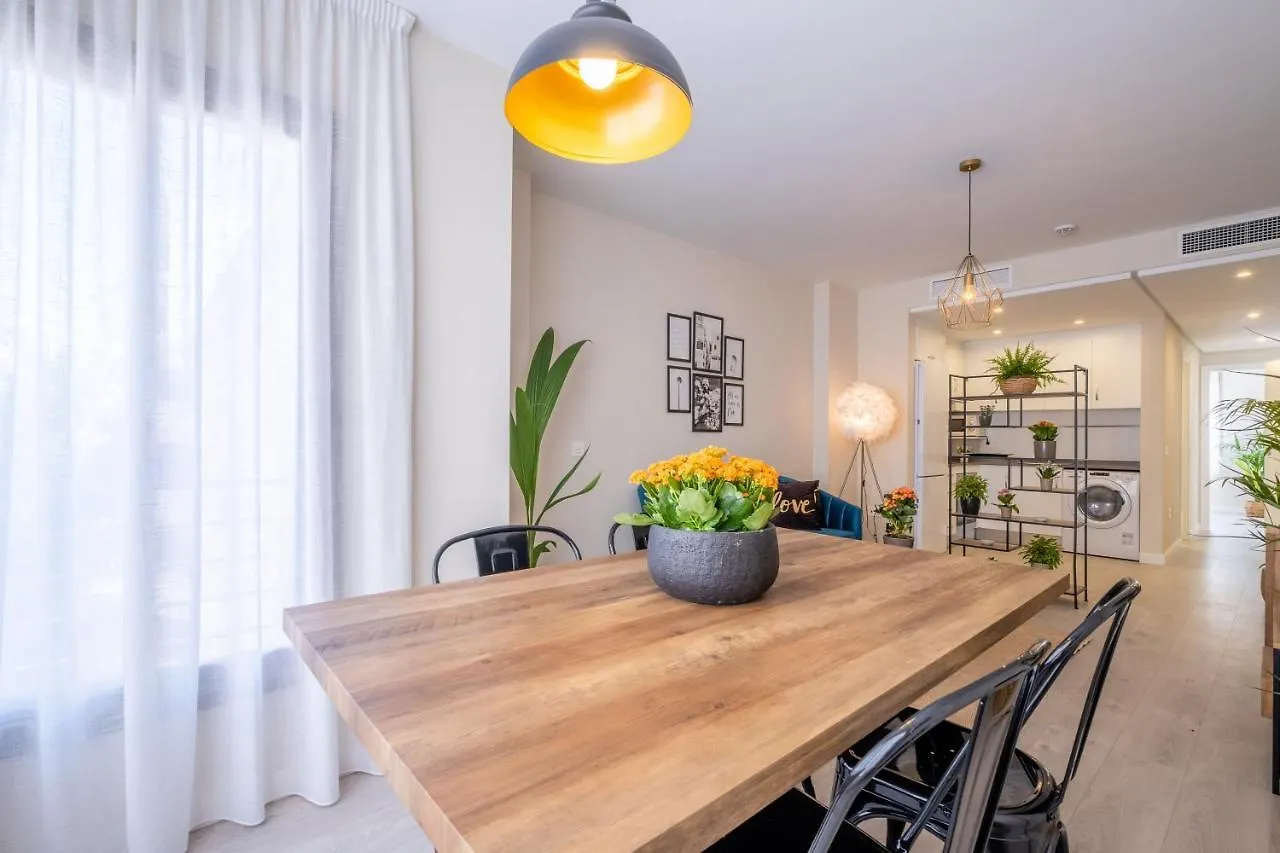 Minty Stay - Trinidad Apartments Málaga España