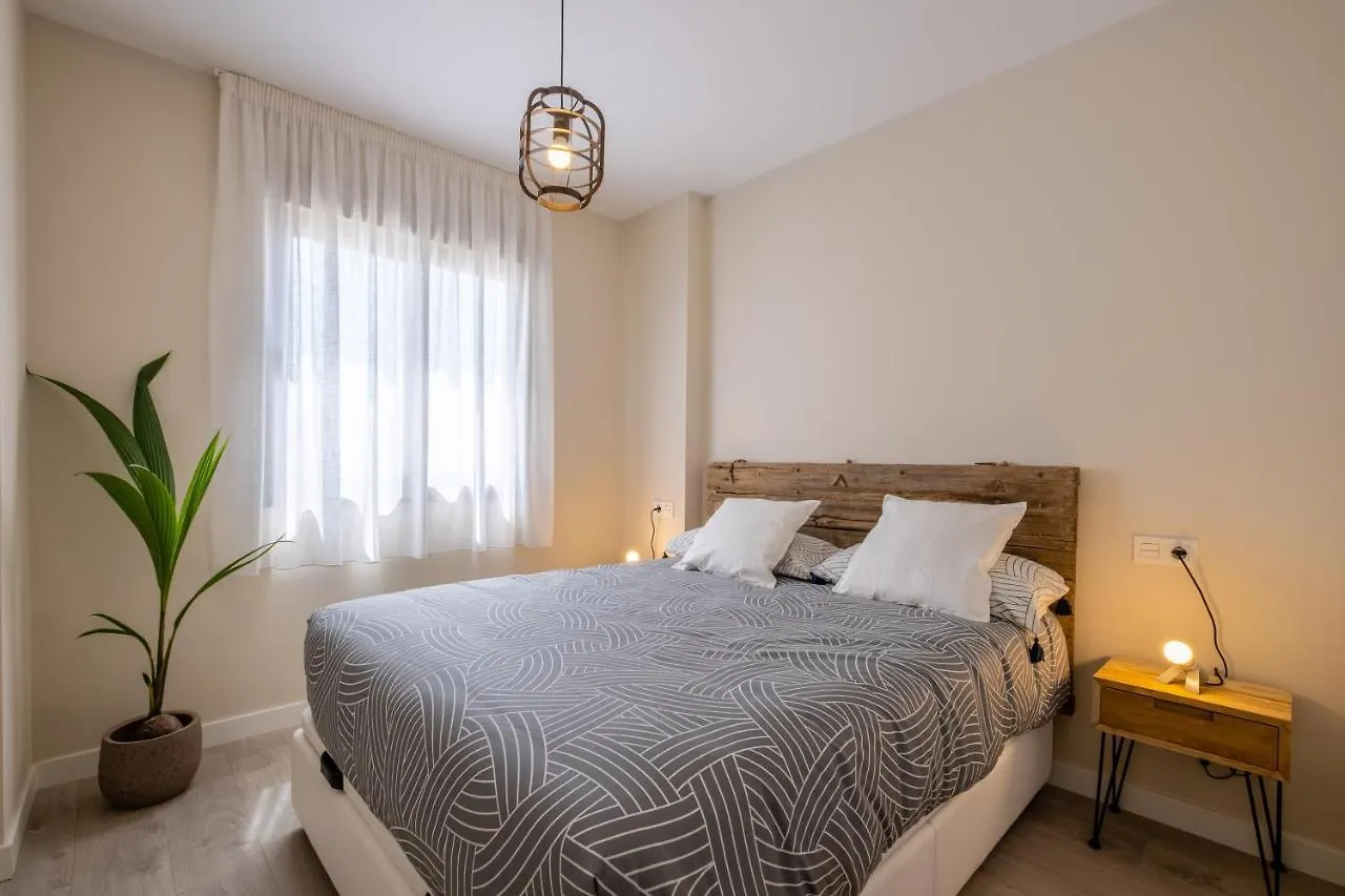 Minty Stay - Trinidad Apartments Málaga España