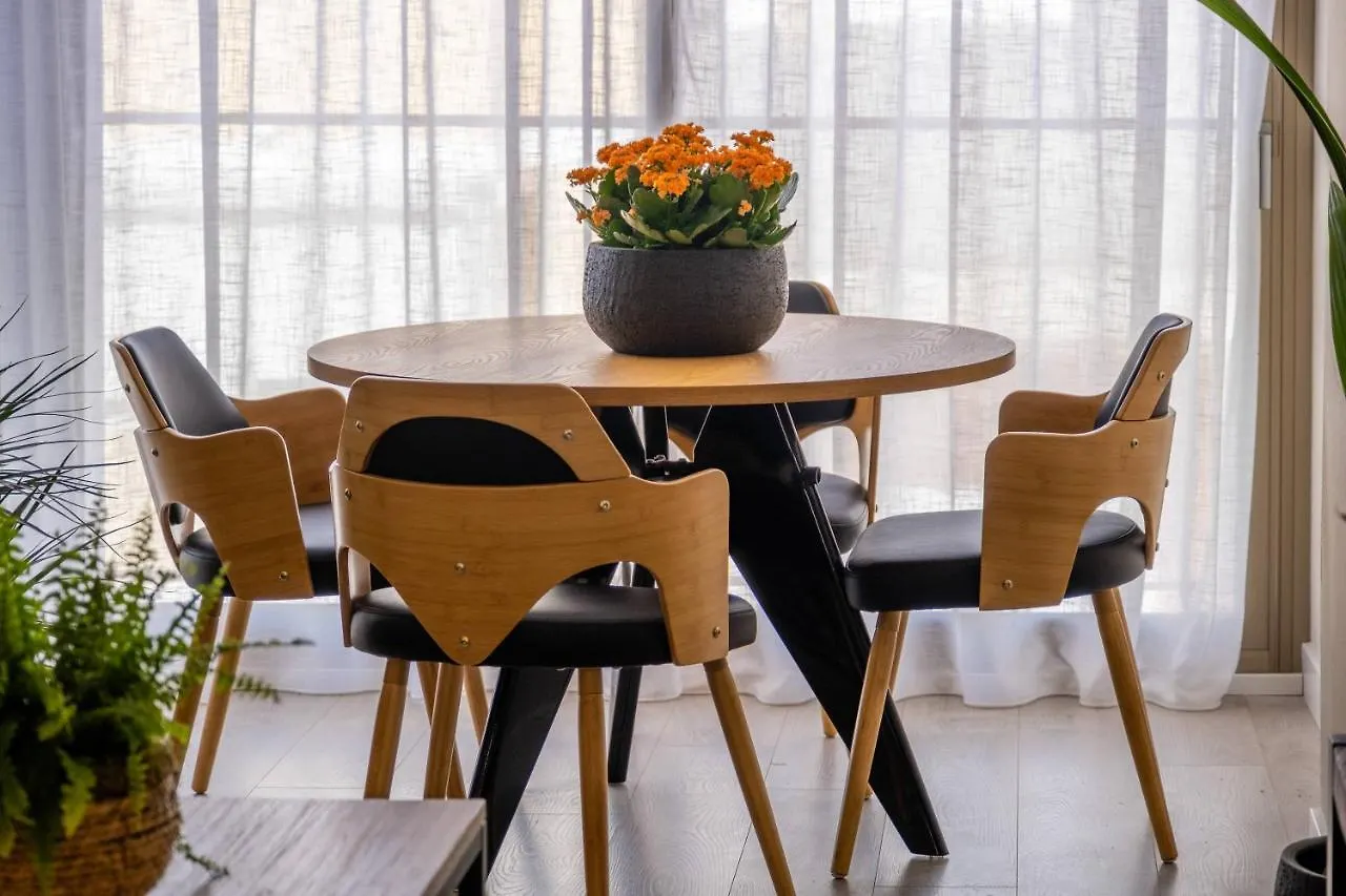 Minty Stay - Trinidad Apartments Málaga